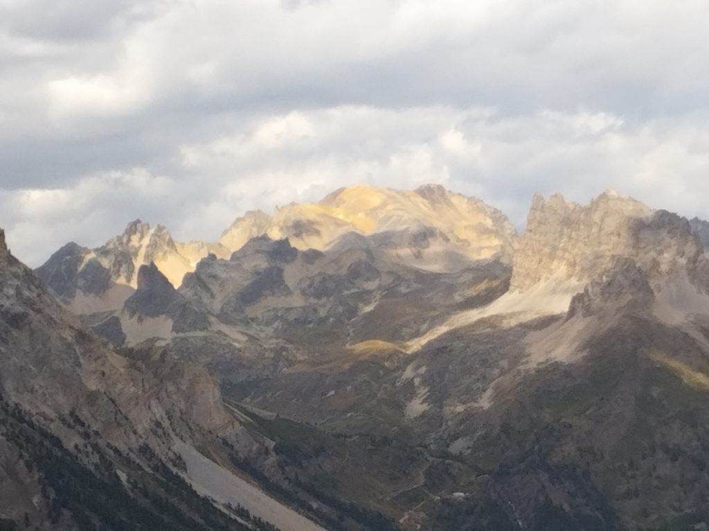 vue magnifique sur le massif Mont Thabor dans le massif de Cerces