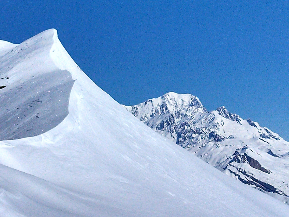 vue incroyable sur le sommet du Mont Blanc depuis le massif du Beaufortain